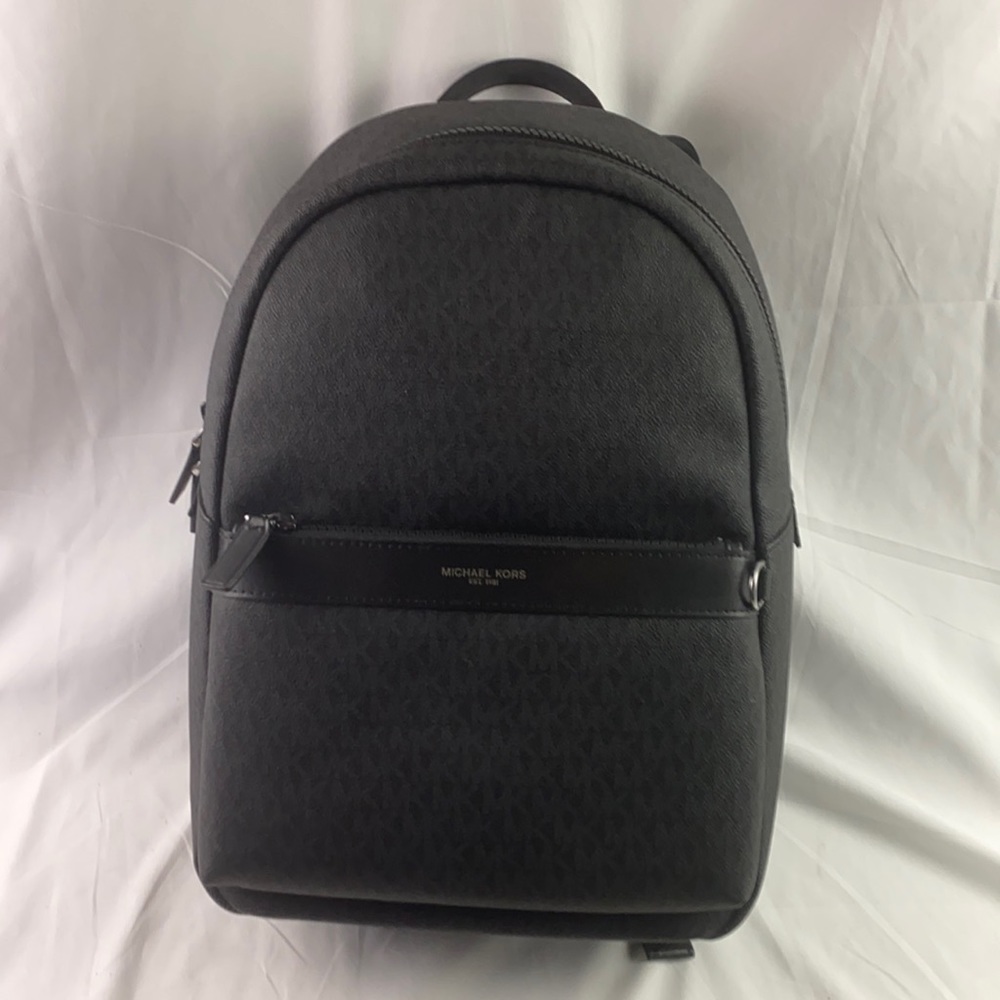 Michael Kors Erin Medium Black Logo Signature